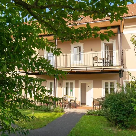 Zur Schmied'n Apartamento Ehrenhausen