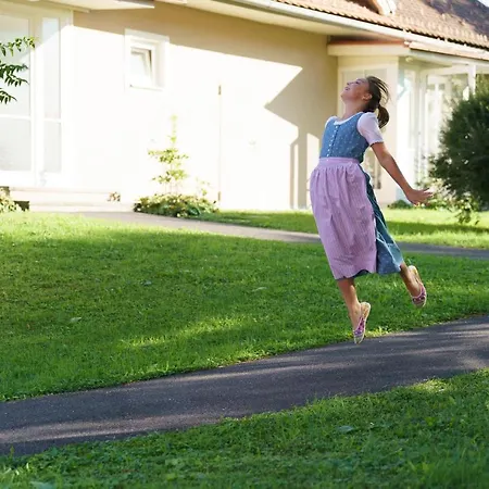 Zur Schmied'n Apartamento Ehrenhausen