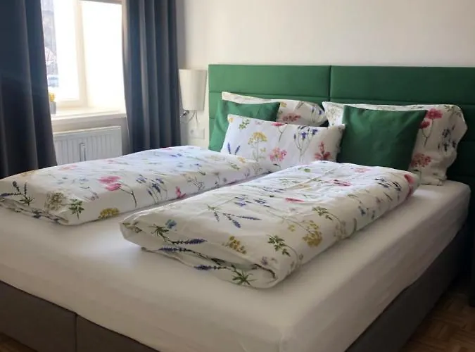 Zur Schmied'n إيهرينهاوزين