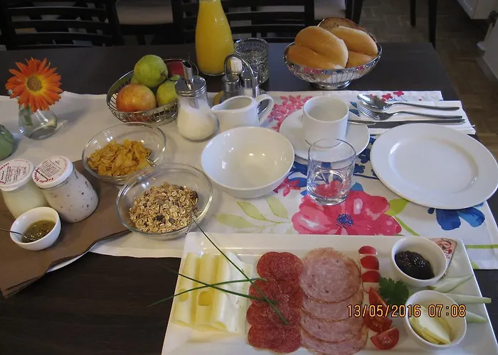 Zur Schmied'n إيهرينهاوزين