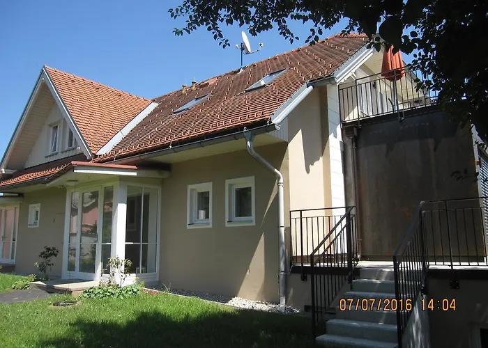 Zur Schmied'n إيهرينهاوزين