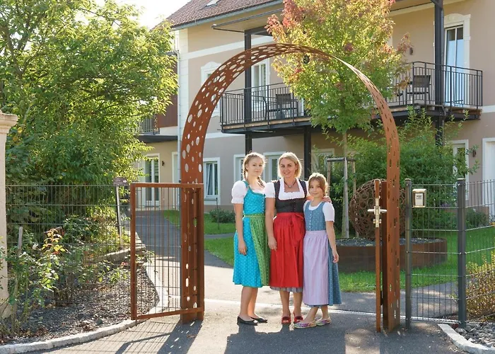 Zur Schmied'n * Ehrenhausen